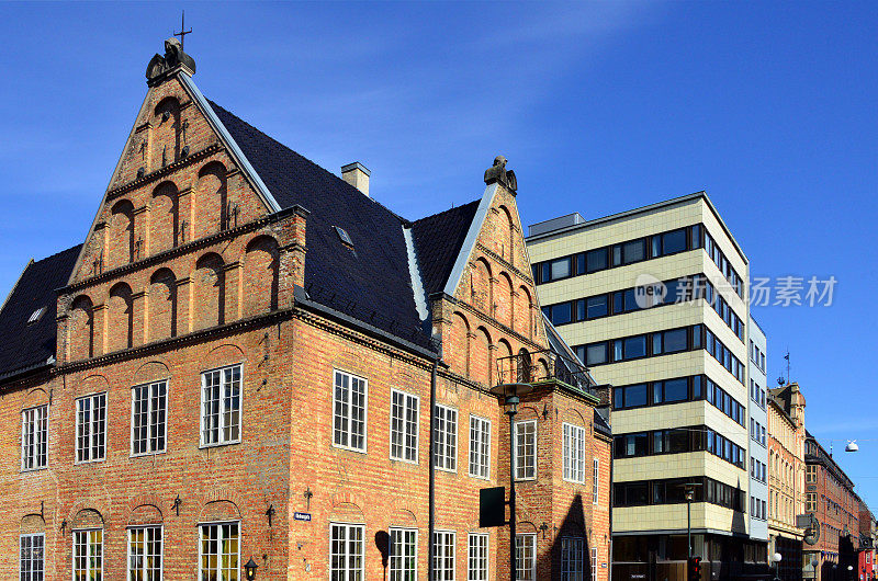 奥斯陆最古老的建筑(1626年)——挪威奥斯陆的“议员大厦”r<s:1> dmannsg<s:1> rden